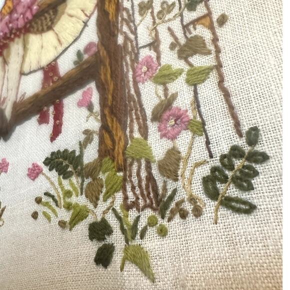 Holly Hobbie Garden Gate Embroidered Needle Point Vintage Framed Art - Picture 5 of 12